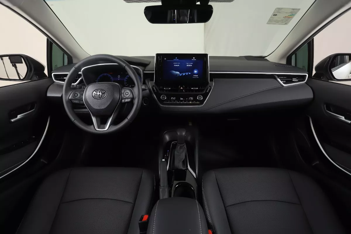 Corolla4