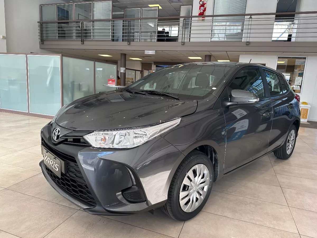 Yaris1